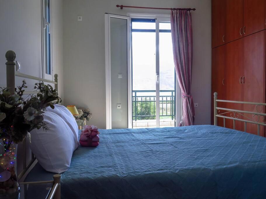 Villa Rania: Ευάερη Βίλα Με Θέα Τη Θάλασσα Ликсури Екстериор снимка