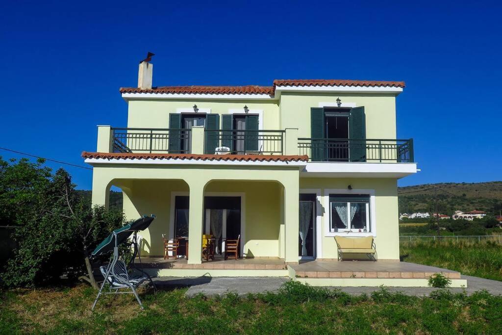 Villa Rania: Ευάερη Βίλα Με Θέα Τη Θάλασσα Ликсури Екстериор снимка
