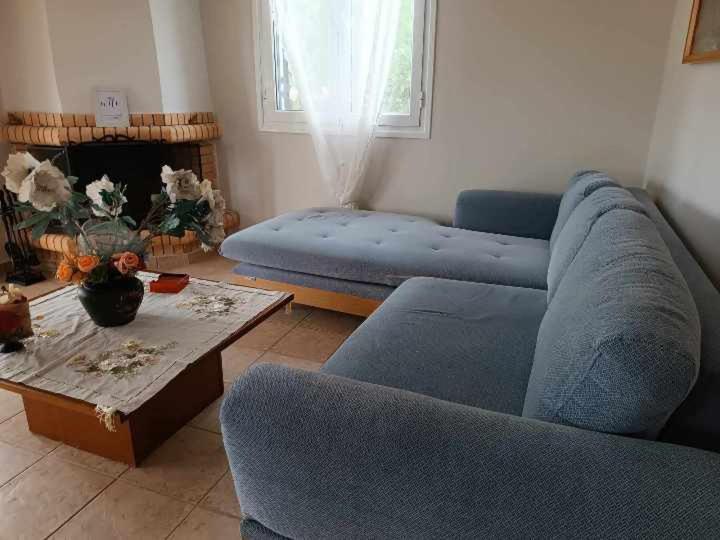 Villa Rania: Ευάερη Βίλα Με Θέα Τη Θάλασσα Ликсури Екстериор снимка