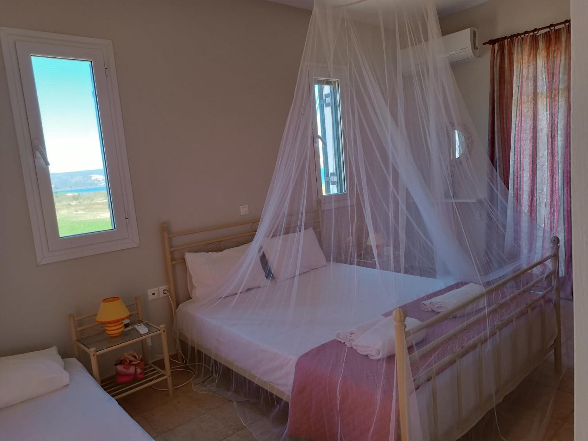 Villa Rania: Ευάερη Βίλα Με Θέα Τη Θάλασσα Ликсури Екстериор снимка